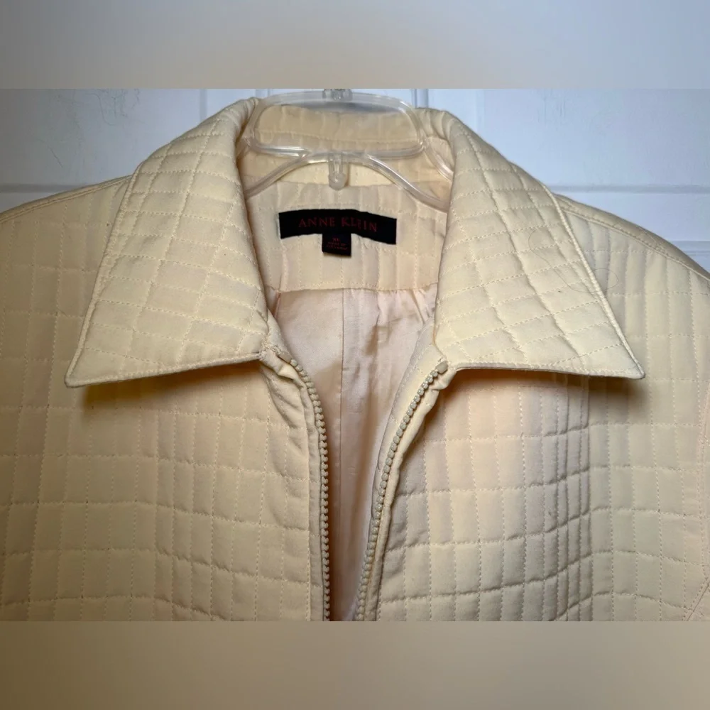 Anne Klein Butter Yellow Quilted Zip Jacket XL Spring! Classic Colorful